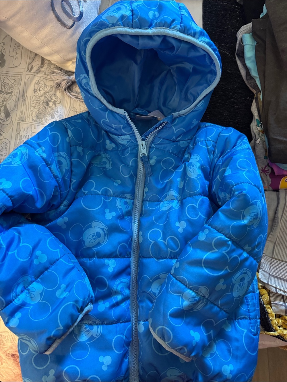 Disney Mickey Mouse fall jacket for boys 4T EUC